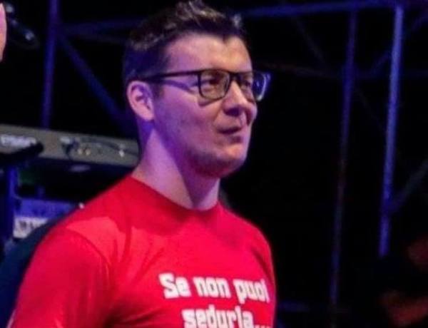 68958542_10219772216398650_8173926817078444032_n